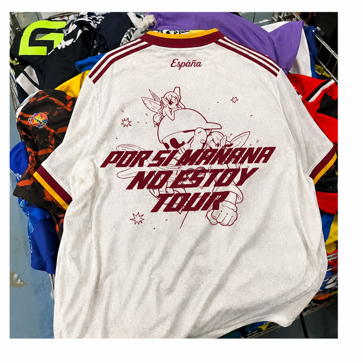 Foto de Paula Suárez con su camiseta